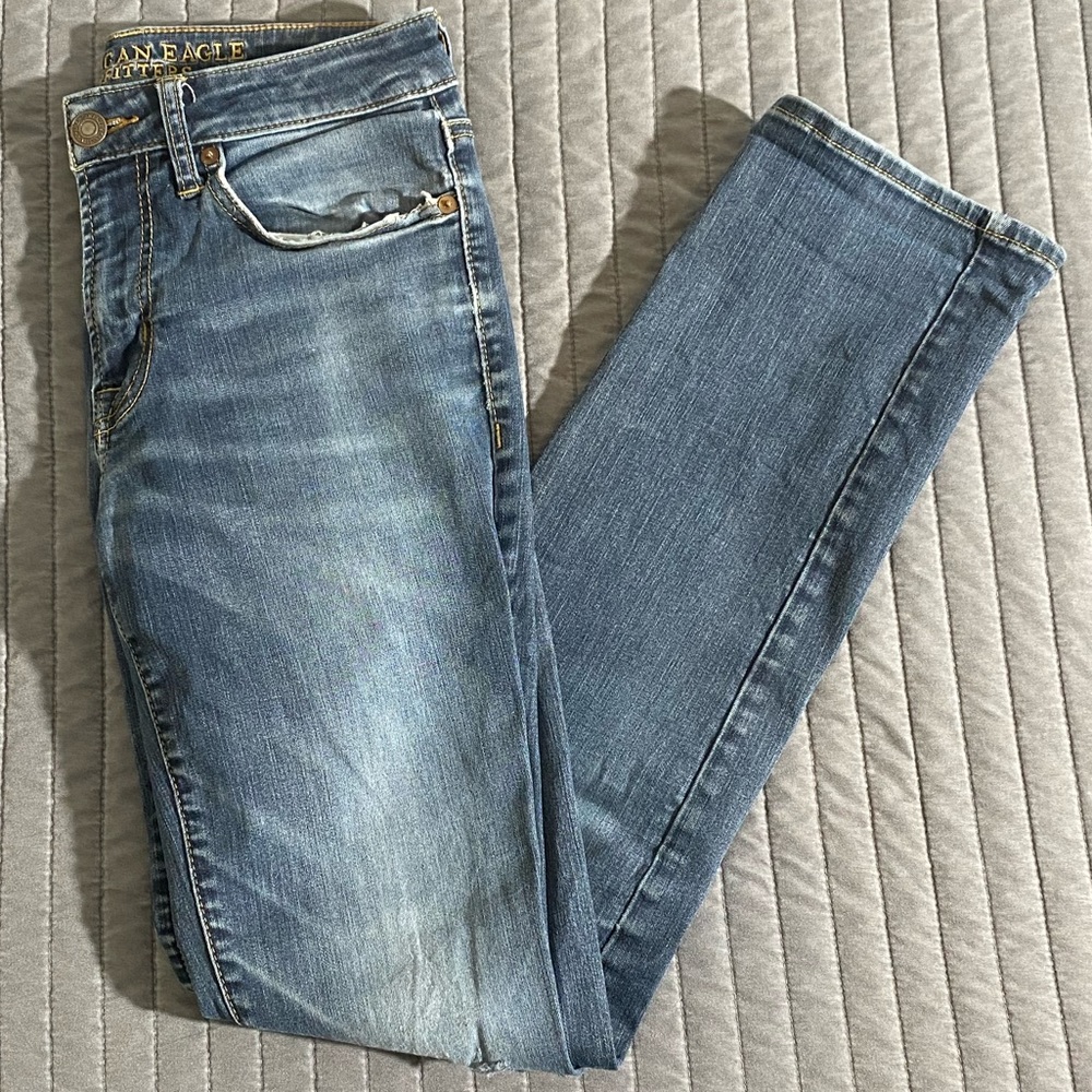 AEO Slim Straight Extreme Flex Jeans Size 28